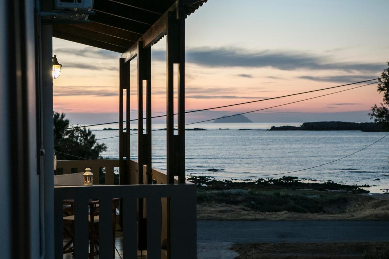 Appartement Kolimbito Sea Side à Falasarna Extérieur photo