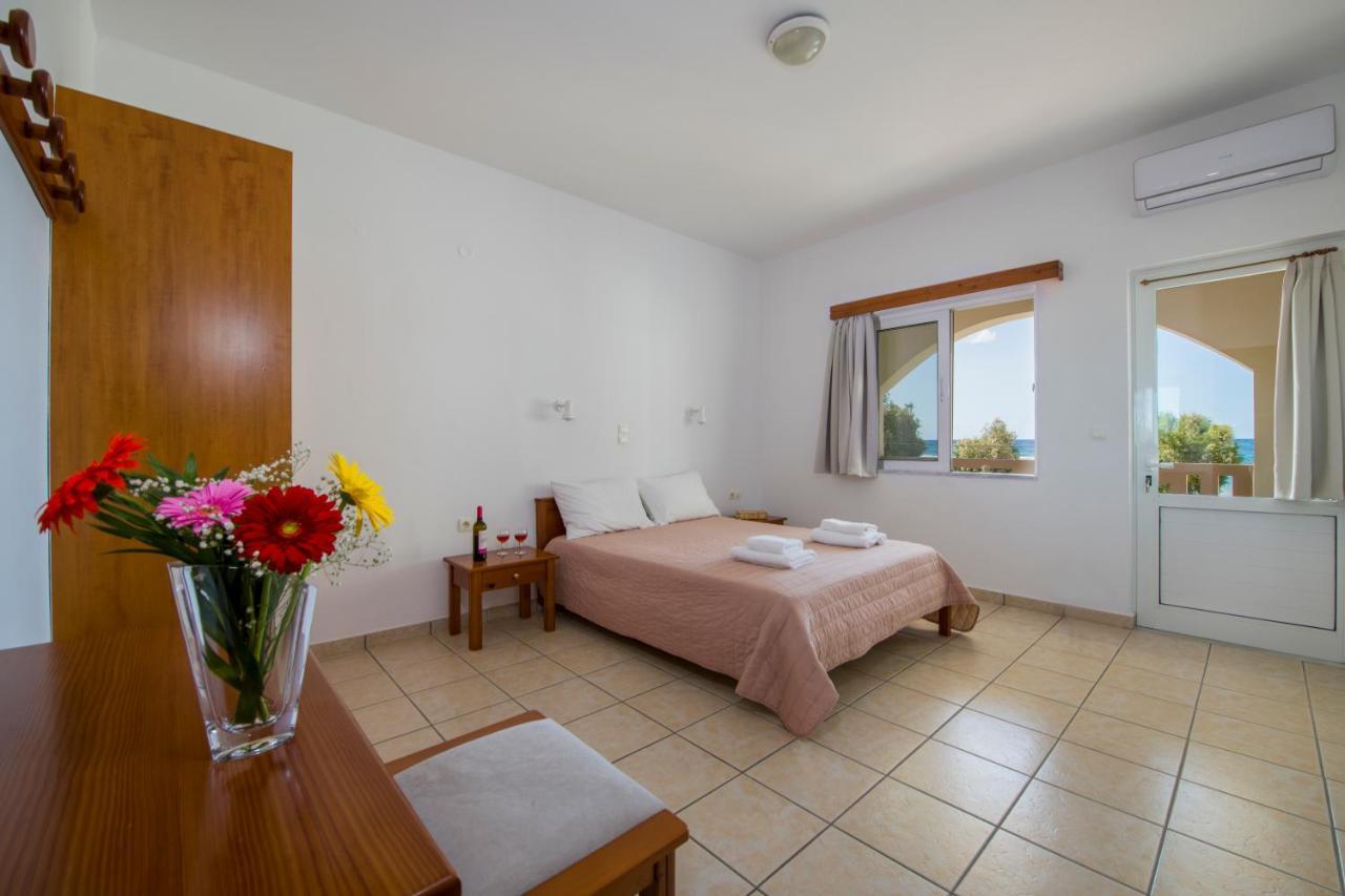 Appartement Kolimbito Sea Side à Falasarna Extérieur photo
